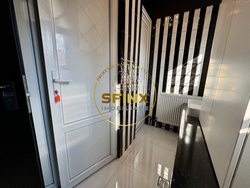 Spatiu comercial, birouri de 101 mp, vizibilitate maxima, localizare premium